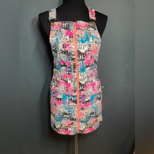 Girls dress overall size 14/16 not new but great conditions newspaper printing